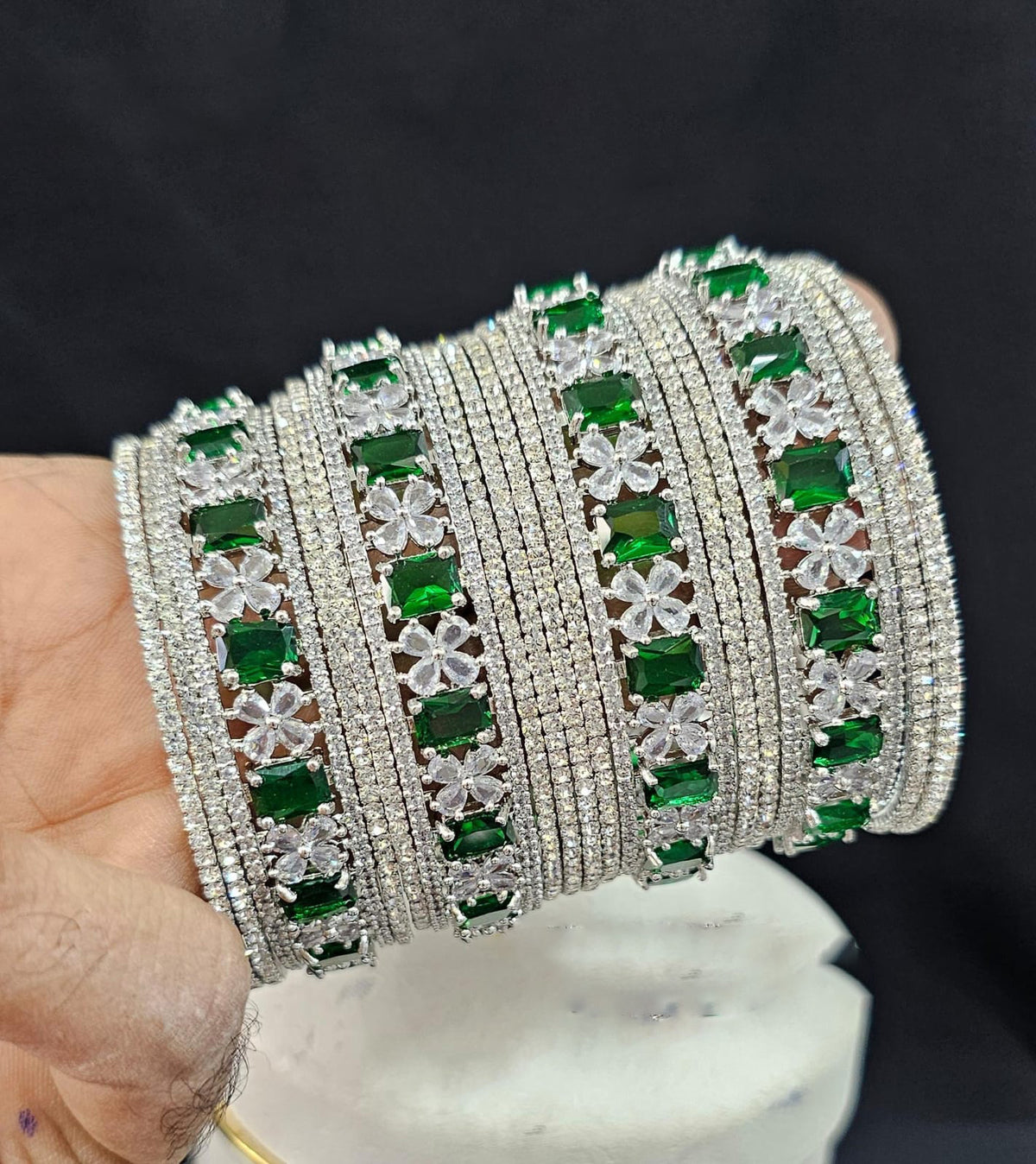 Stylish Bollywood bangle set blending Indian and Pakistani artistry perfect for enhancing any ethnic outfit