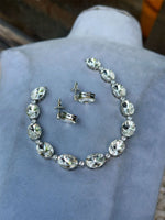 Bollywood Glam Necklace Earrings Set Achieve the Star Look with Glamorous Jewelry for Weddings