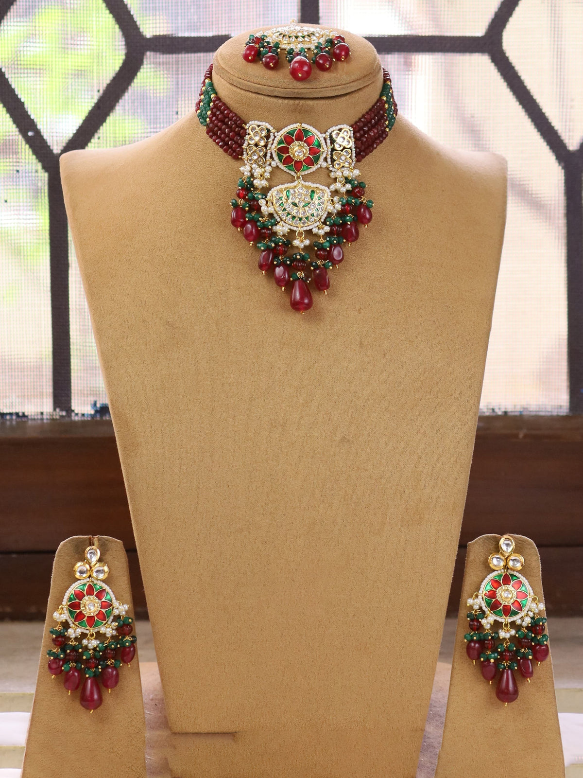 Maangtika Necklace Set with Pearl Drops And Gemstone Studded Earrings Perfect For Bridal Ethnic Jewelry Collections