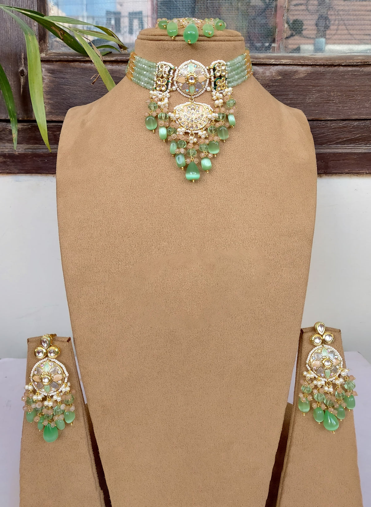 Maangtika Necklace Set with Pearl Drops And Gemstone Studded Earrings Perfect For Bridal Ethnic Jewelry Collections