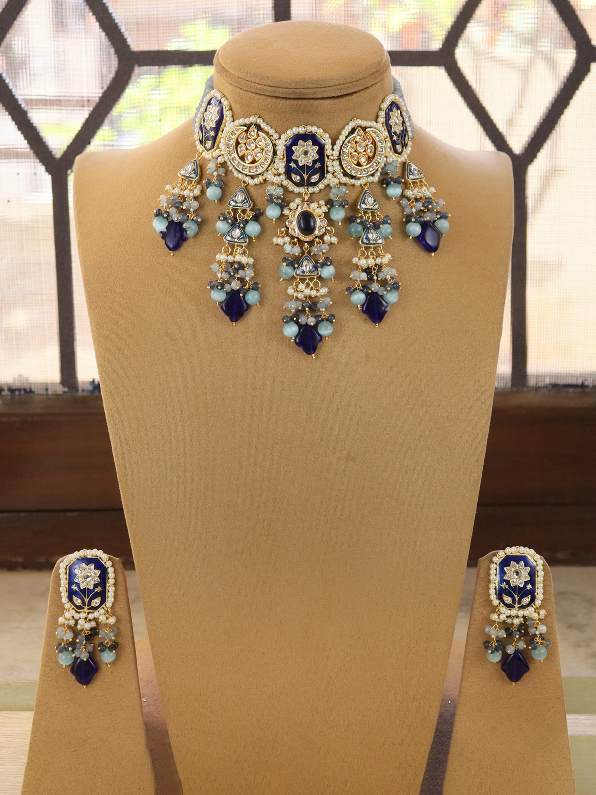 Handcrafted Indian bridal Necklace and earrings perfect for traditional wedding lookswith kundan