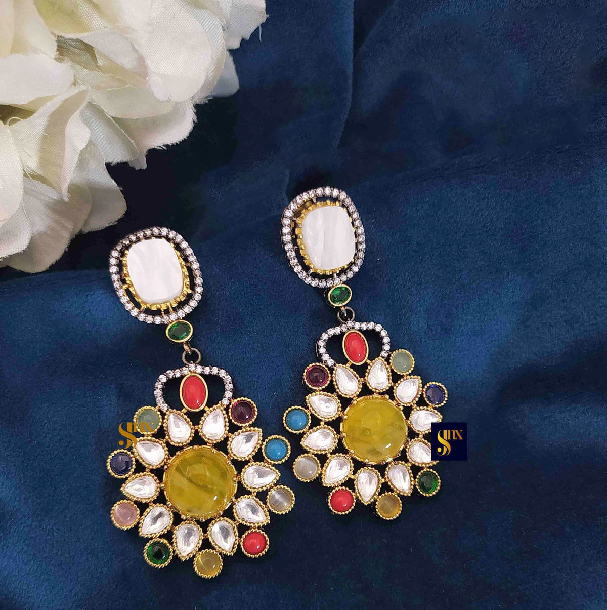 Flower Shape Inspired Earrings For Women Rich AppearanceiN Weddings And Special Events