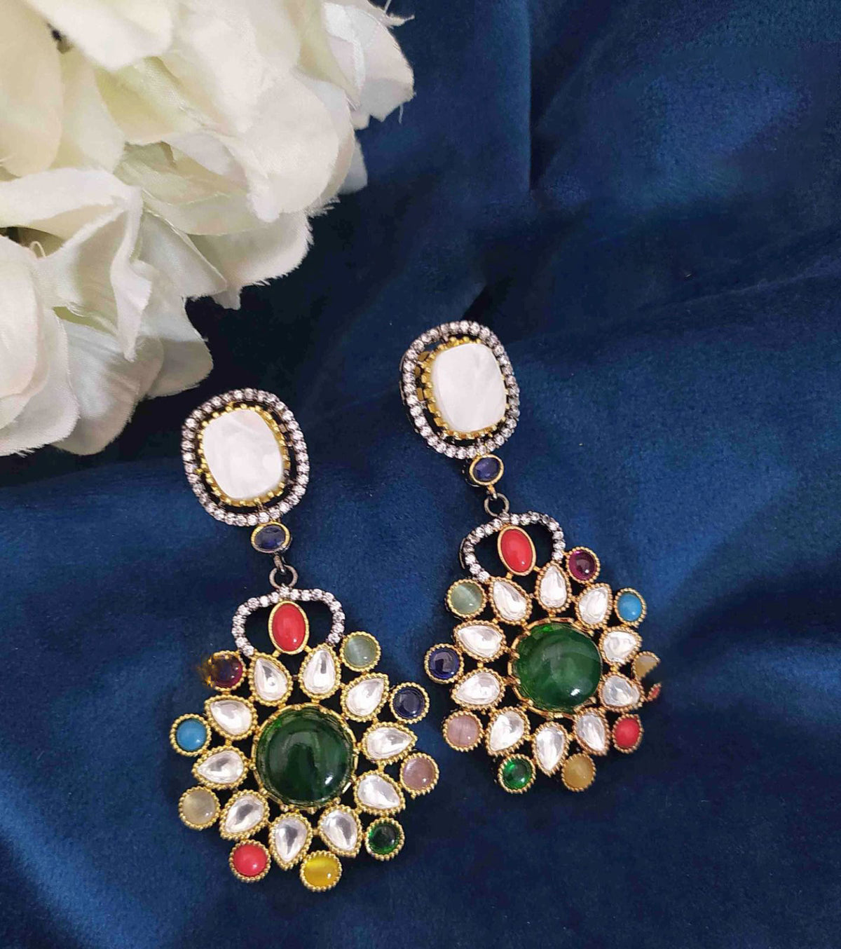 Flower Shape Inspired Earrings For Women Rich AppearanceiN Weddings And Special Events