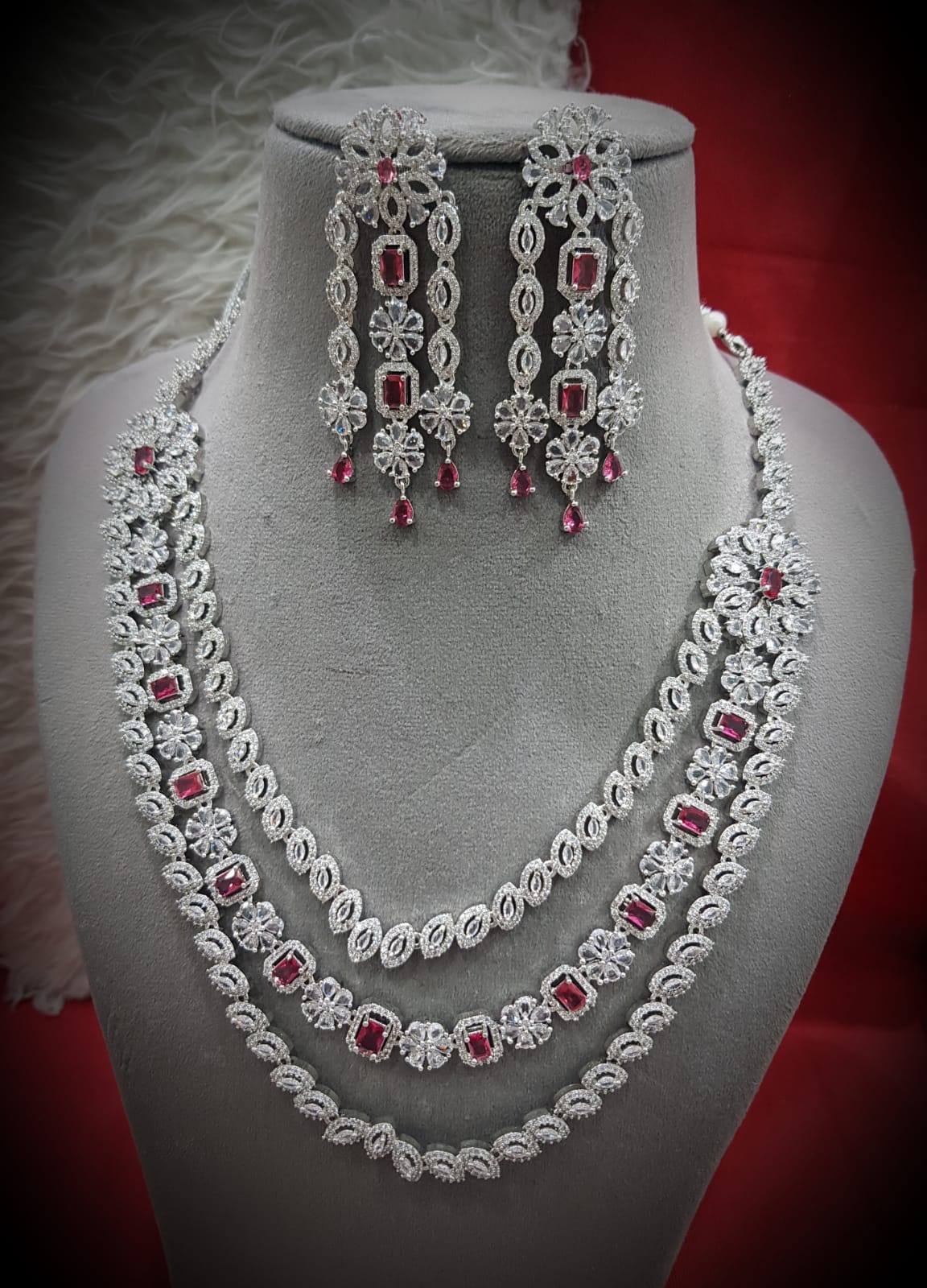 Lustrous Finish Bollywood Inspired Necklace Earrings Set Luxurious Timeless Piece Makes Bridal Lasting Impression