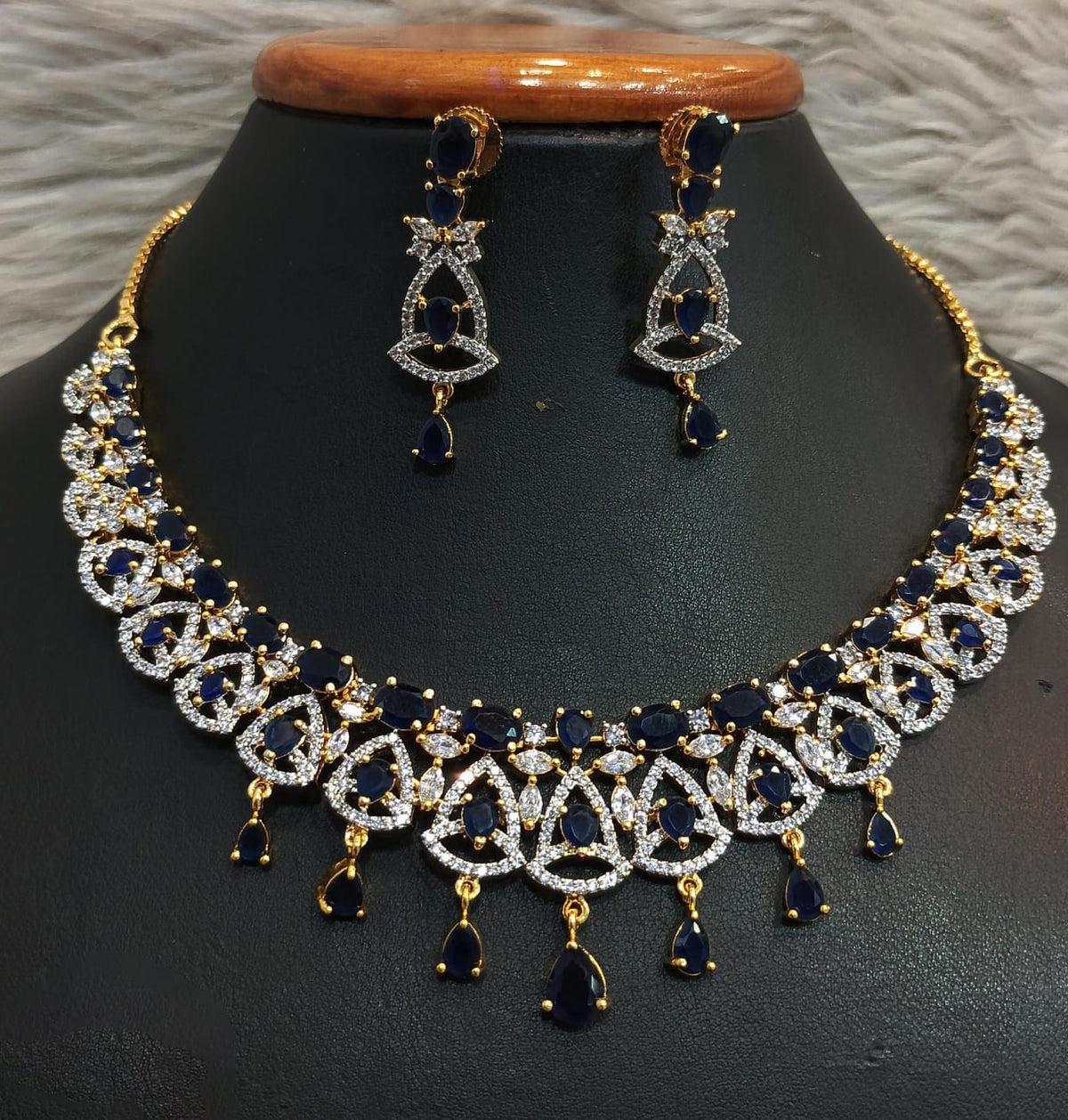 Intricate Detailing Of American Diamond Pakistani Necklace Earrings Set Featuring Delicate Patterns For Girls