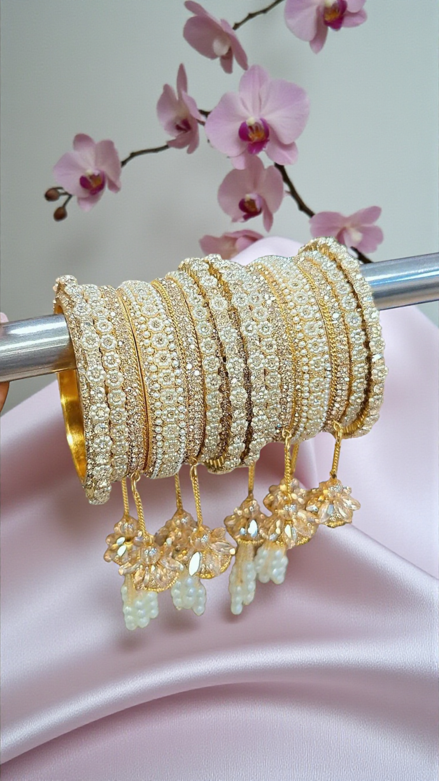 Beautiful Golden Stone Bangle Set – Premium Quality Traditional Jewelry - Libasaa.com