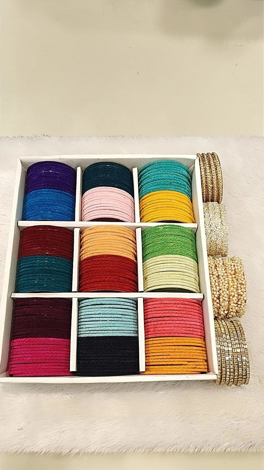 Velvet Glass Bangles Combo Box – 18 Dozen Velvet Bangles with Kundan Bangles, Lariya Moti Kada, Round Stone & Bindi Bangles | Bridal & Festive Wear Bangle Set