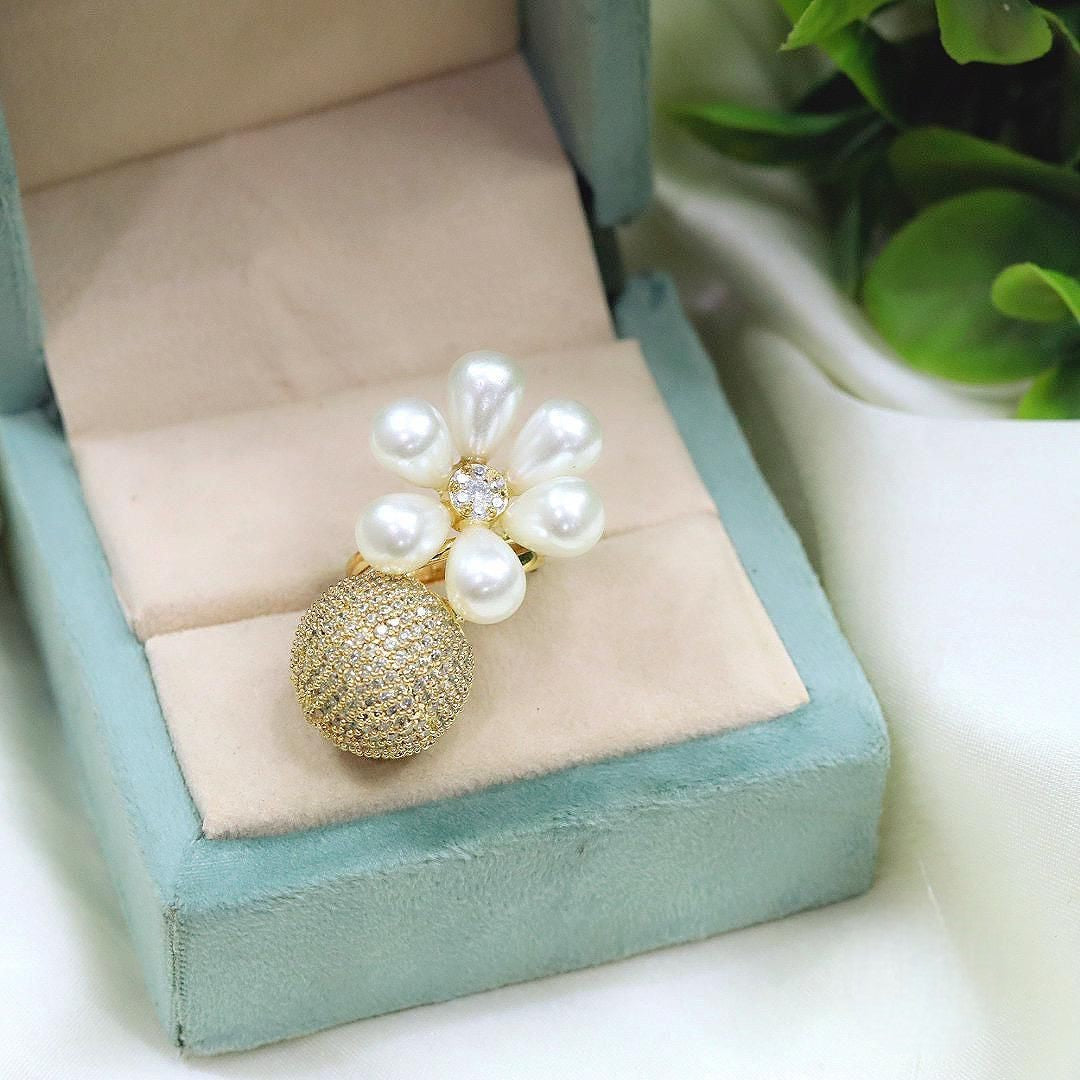 Floral Pearl & Amethyst Crystal Dome Ring Statement Designer Cocktail Jewelry