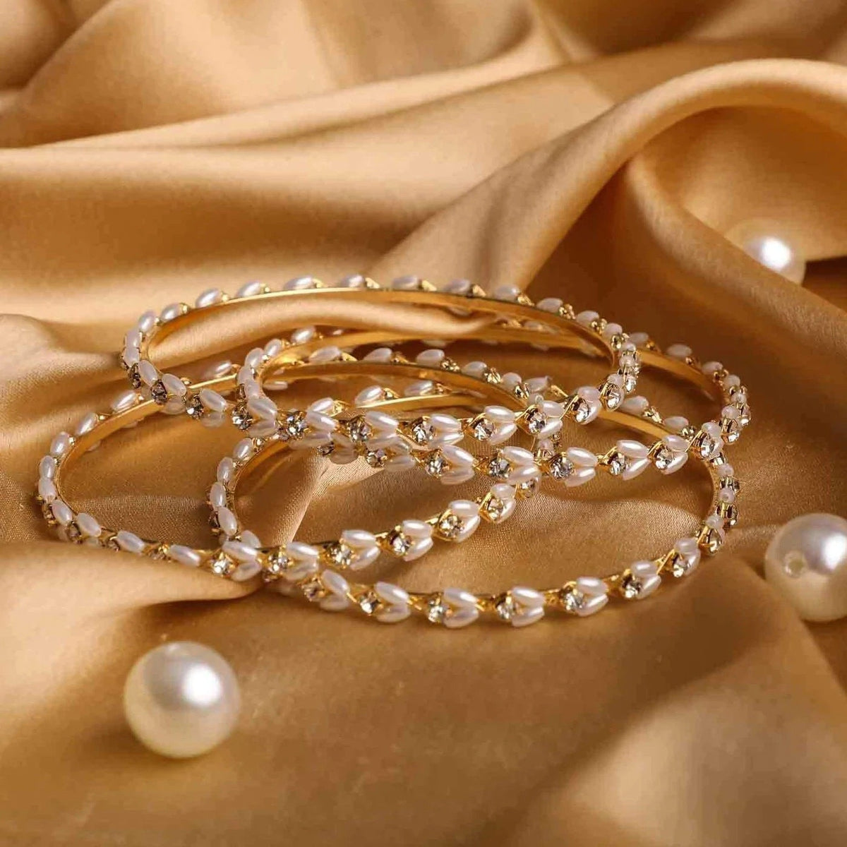 Pearl Bangle Bracelet Set / Indian Bangles / Indian jewelry / Indian Bangles / Bracelet / Wedding Bangles / Bridal Bangles Set for Women